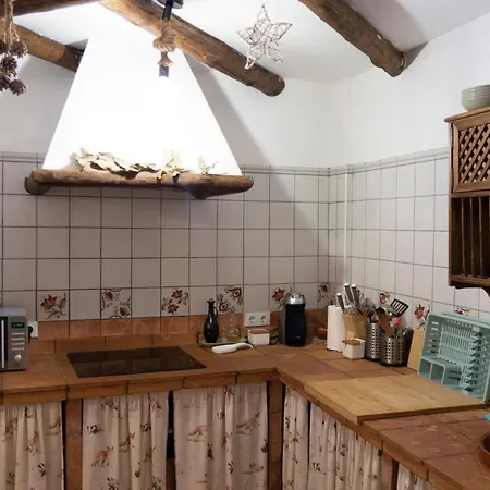 La Casa De La Lobita Сasa de vacaciones Benaocaz